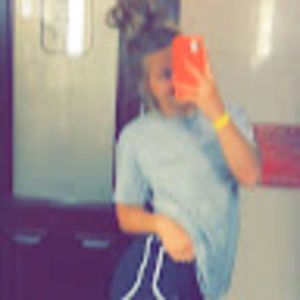 Meet your Posher, Ava